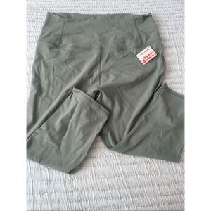 Free Movement by Free People Green Capri Leggings NEW NWT